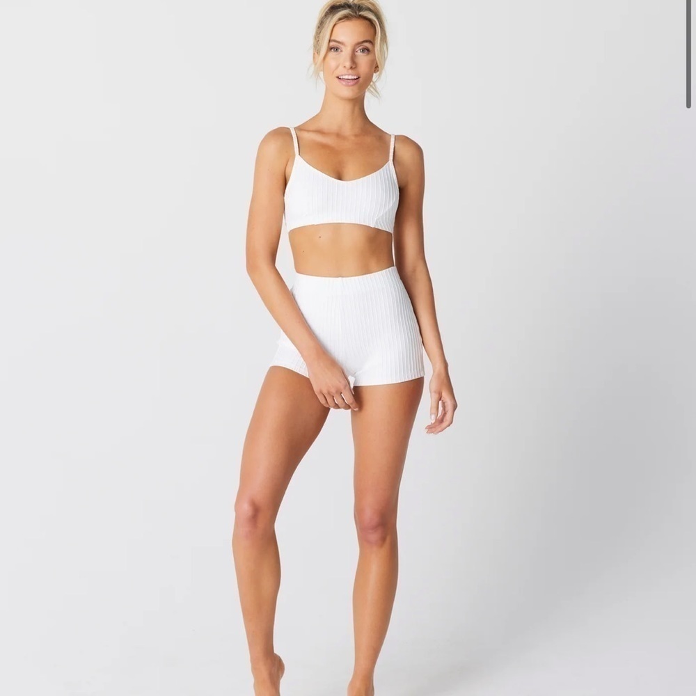 GIGI C lily lounge set